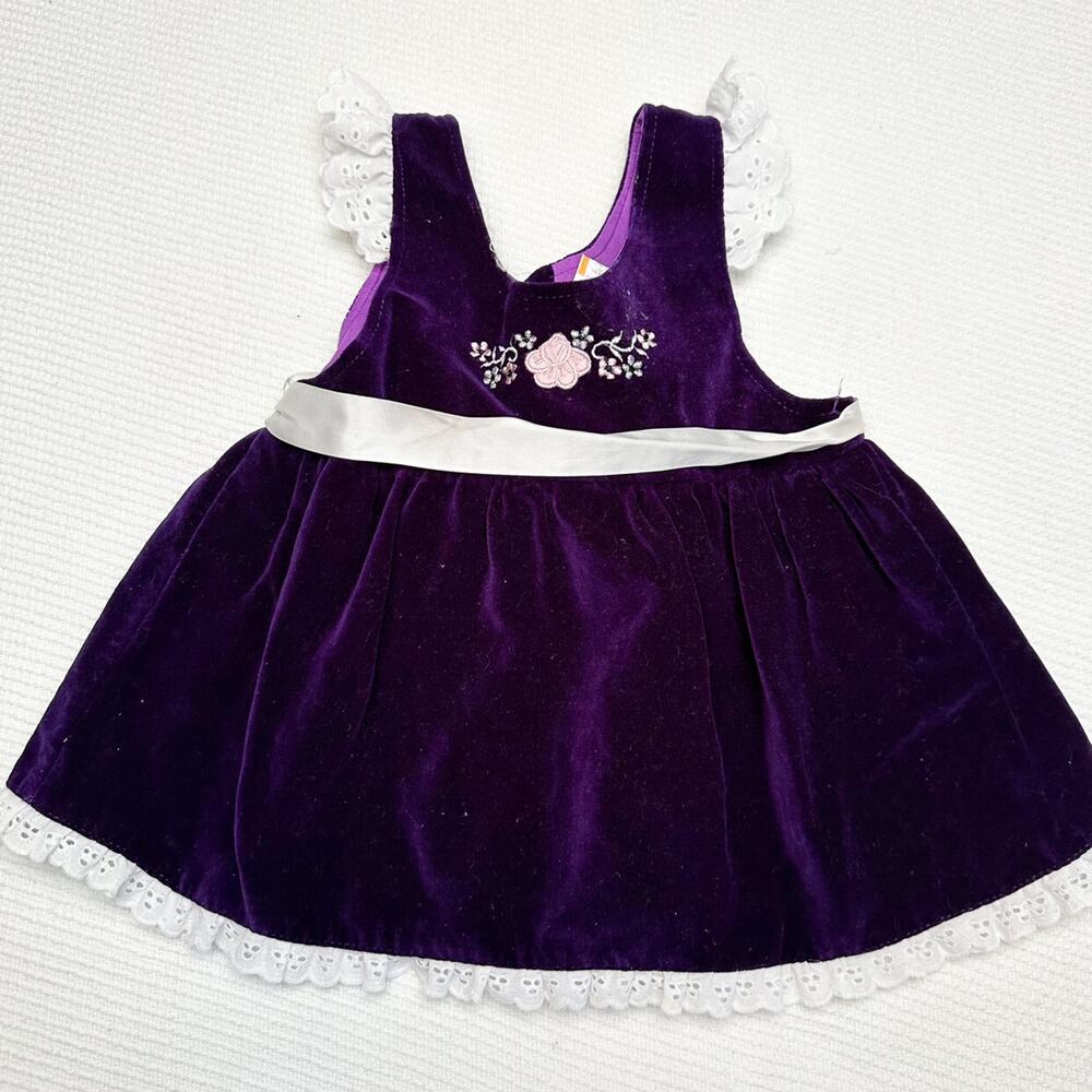 Vintage Tawil Velvet Pinnie